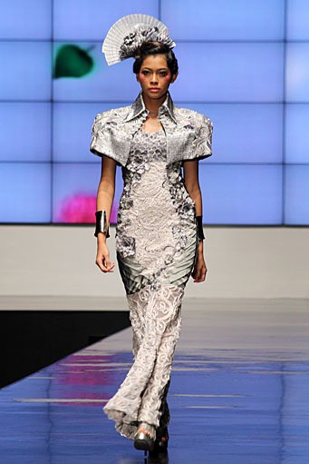 Defrico Audy Wong Kito Chino. Indonesia Fashion Week 2012 Psychedelic Slang at Jakarta Convention Center. Senayan. Jakarta. [Foto: Mohammad Abduh/Wolipop]