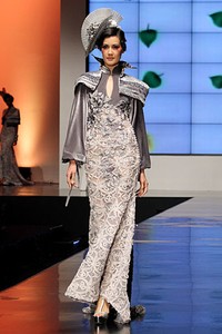 Defrico Audy Wong Kito Chino. Indonesia Fashion Week 2012 Psychedelic Slang at Jakarta Convention Center. Senayan. Jakarta. [Foto: Mohammad Abduh/Wolipop]