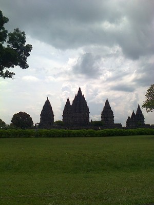 Prambanan candi Untuk Dewa Trimurti
