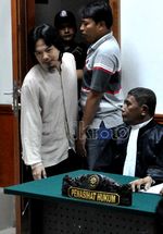 Vonis Pepi Bom Buku Ditunda