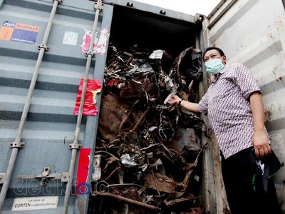 118 Kontainer Besi Rongsokan Diamankan