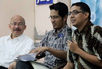 Ditengah rendahnya putusan pengadilan terhadap terpidana korupsi, maka kebijakan pengetatan pemberian hak remisi dan pembebasan bersyarat bagi narapidana kasus korupsi, perlu dilakukan agar dapat memberikan efek jera kepada pelaku korupsi.