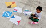Dasar Anak-anak, Jalan Layang pun Jadi Lahan Bermain