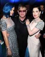 Mengintip Kemeriahan Pesta Elton John