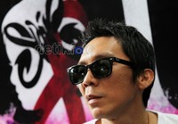 Bimbim menggelar jumpa pers di Rolling Stone Cafe, Jakarta Selatan, Kamis (1/3/2012) siang. Gusmun/detikcom.