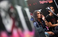 Konser yang digelar di arena indoor stadium itu juga akan diterapkan untuk kelas yang duduk dan festival.