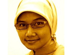 Usir Pemotor dari Trotoar, Nisa Malah Diteriaki Gila