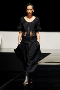 Eny Ming Re-Construction. Psychedelic Slang. Indonesia Fashion Week 2012 at Jakarta Convention Center. Jakarta. [Foto: Mohammad Abduh/Wolipop]