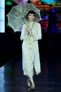 Ghea Panggabean Orientalism Indonesia Fashion Week 2012 at Jakarta Convention center. Senayan. Jakarta. [Foto: Mohammad Abduh/Wolipop]