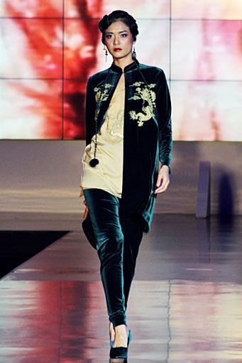 Ghea Panggabean Orientalism Indonesia Fashion Week 2012 at Jakarta Convention center. Senayan. Jakarta. [Foto: Mohammad Abduh/Wolipop]