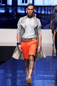 Deden Siswanto Debutante Delight. Indonesia Fashion Week 2012 at Jakarta Convention Center. Senayn. Jakarta.  [Foto: Mohammad Abduh/Wolipop]