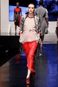 Deden Siswanto Debutante Delight. Indonesia Fashion Week 2012 at Jakarta Convention Center. Senayn. Jakarta.  [Foto: Mohammad Abduh/Wolipop]