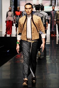 Deden Siswanto Debutante Delight. Indonesia Fashion Week 2012 at Jakarta Convention Center. Senayn. Jakarta.  [Foto: Mohammad Abduh/Wolipop]