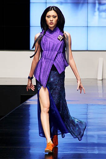 Deden Siswanto Debutante Delight. Indonesia Fashion Week 2012 at Jakarta Convention Center. Senayn. Jakarta.  [Foto: Mohammad Abduh/Wolipop]