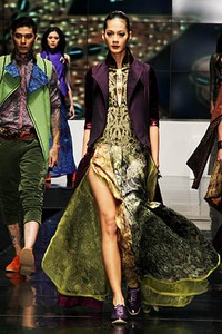 Deden Siswanto Debutante Delight. Indonesia Fashion Week 2012 at Jakarta Convention Center. Senayn. Jakarta.  [Foto: Mohammad Abduh/Wolipop]