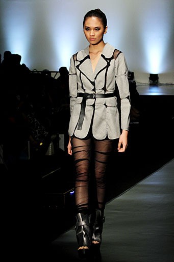 Eny Ming Re-Construction. Psychedelic Slang. Indonesia Fashion Week 2012 at Jakarta Convention Center. Jakarta. [Foto: Mohammad Abduh/Wolipop]