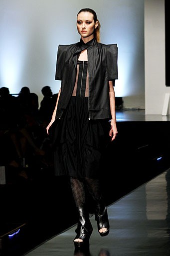 Eny Ming Re-Construction. Psychedelic Slang. Indonesia Fashion Week 2012 at Jakarta Convention Center. Jakarta. [Foto: Mohammad Abduh/Wolipop]