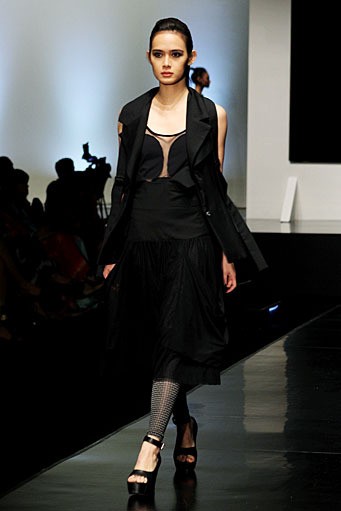 Eny Ming Re-Construction. Psychedelic Slang. Indonesia Fashion Week 2012 at Jakarta Convention Center. Jakarta. [Foto: Mohammad Abduh/Wolipop]