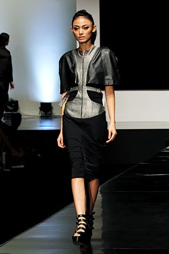 Eny Ming Re-Construction. Psychedelic Slang. Indonesia Fashion Week 2012 at Jakarta Convention Center. Jakarta. [Foto: Mohammad Abduh/Wolipop]