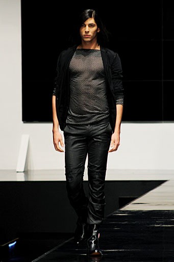 Eny Ming Re-Construction. Psychedelic Slang. Indonesia Fashion Week 2012 at Jakarta Convention Center. Jakarta. [Foto: Mohammad Abduh/Wolipop]