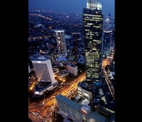 PLN menargetkan penggunaan bahan bakar minyak (BBM) untuk pembangkit 7,49 juta kiloliter pada 2012 atau turun 30 % jika dibandingkan dengan setimasi konsumsi BBM 2011. Target fuel mix (BBM) 2012 sebesar 17,73 persen, turun drastis jika dibandingkan dengan 2011 yang sampai akhir tahun diperkirakan 27,40 persen.