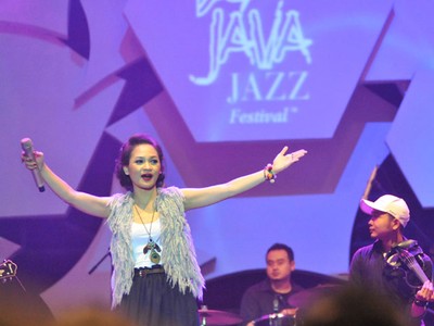 Bulu-bulu Andien di Panggung Jazz