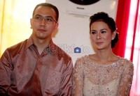 Aldi tiba dikediaman Astrid sekitar pukul 11.00 WIB dengan didampingi kedua orang tuanya.
