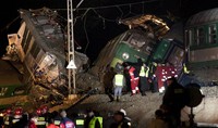Kecelakaan ini merupakan kecelakaan kereta api terburuk dalam 20 tahun negara tersebut. Reuters/Michal Legierski /EDYTOR.net.