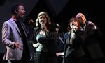 The Manhattan Transfer Tampil Memukau