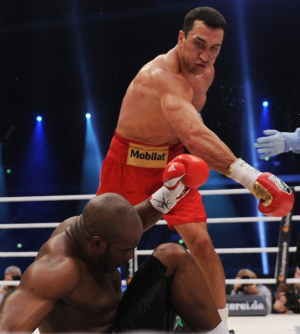 Kalahkan Mormeck, Klitschko Raih Kemenangan KO ke-50