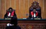 Dipenjara 18 Tahun, Otak Bom Buku Tersenyum