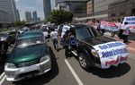 Berkonvoi Mobil, Pengusaha Tolak MRT Layang