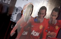 Sebagai bagian kerjasama dengan Manchester United, rencananya pada kuartal I-2012, Danamon akan menghadirkan legenda Manchester United di Jakarta.