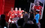 Danamon Luncurkan Kartu Debit untuk Fans MU