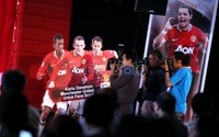 Melalui Kartu Debit/ATM Manchester United, Danamon semakin mendekatkan para fans kepada salah satu klub sepakbola terbaik di dunia itu.