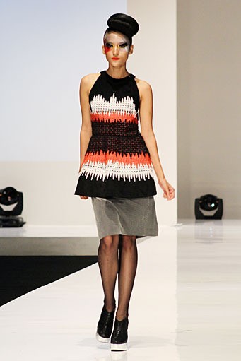 Barli Asmara Empowering Women. Indonesia Fashion Week 2012 at Jakarta Convention Center. Jakarta. [Foto: Mohammad Abduh/Wolipop]