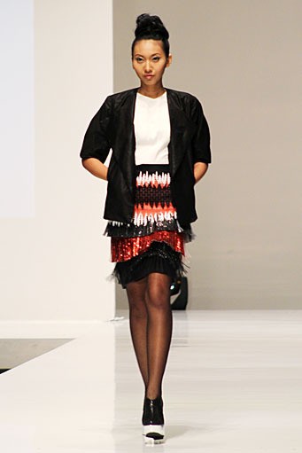 Barli Asmara Empowering Women. Indonesia Fashion Week 2012 at Jakarta Convention Center. Jakarta. [Foto: Mohammad Abduh/Wolipop]