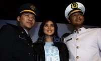Renata berperan menjadi Anissa seorang gadis cantik yang bersahabat dengan dua pria ganteng yang sama-sama mencintainya, yaitu Daud (Dwi Sasono) dan Gilang (Gading Marten).