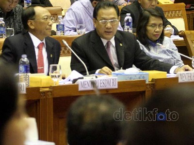 Agus Marto & Jero Wacik Bahas BBM di DPR