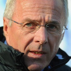 Eriksson Tertarik Manajeri Chelsea