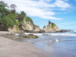 Yuk! Jalan-jalan ke Teluk Penyu di Cilacap