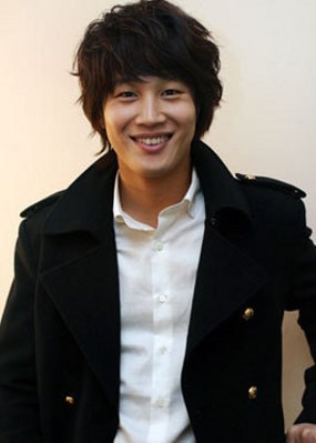 Cha Tae Hyun Sumbang Honor 1N2D untuk Kampanye Keamanan Anak