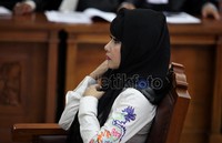 Majelis hakim memvonis sosialita itu 8 tahun penjara dan denda 10 miliar subsider 3 bulan kurungan. Vonis ini lebih ringan dari tuntutan jaksa penuntut umum.