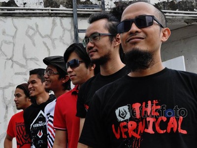 Matta Band Makin Solid