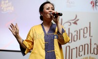 Pementasan Kabaret Oriental itu akan digelar pada 20-24 Maret 2012 di Gedung Kesenian Jakarta. Cynthia Lamusu kebagian peran untuk menjadi ibu-ibu berusia 56 tahun