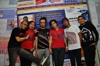 Pada Januari lalu, Matta band sempat manggung di sebuah acara di Singapura. Mereka tak menyangka banyak penonton yang hapal dengan lagu-lagu mereka.