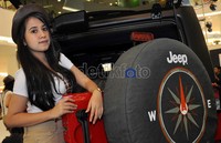 New Jeep Wrangler juga memperbarui material mesinnya dengan almunium yang sebelumnya menggunakan besi (cast iron) agar dapat mereduksi panas lebih baik