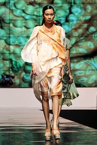 Carmanita Cross Culture International Flair. Indonesia Fashion Week 2012 at Jakarta Convention Center. Jakarta. [Foto: Mohammad Abduh/Wolipop]