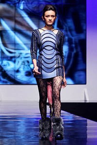 Mardiana Ika Ika Butoni-Fall/Winter 2012. Indonesia Fashion Week 2012. International Flair at Jakarta Convention Center. Jakarta. [Foto: Mohammad Abduh/Wolipop]