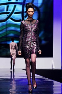 Mardiana Ika Ika Butoni-Fall/Winter 2012. Indonesia Fashion Week 2012. International Flair at Jakarta Convention Center. Jakarta. [Foto: Mohammad Abduh/Wolipop]